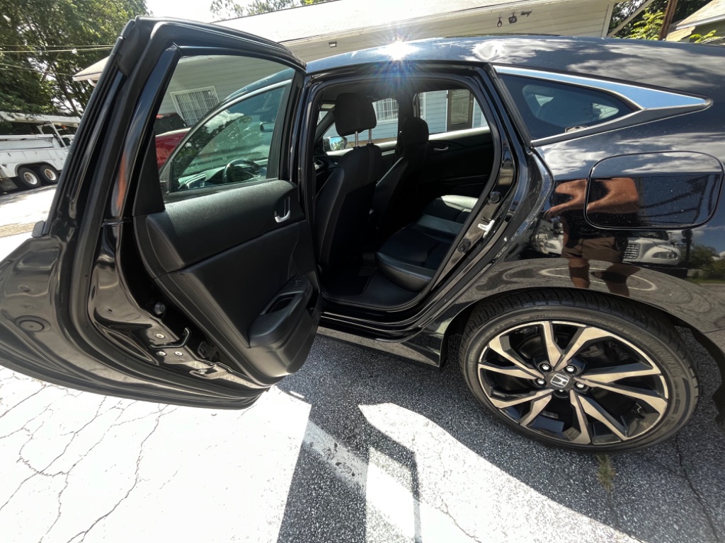 2019 Honda Civic Sport - Photo 14